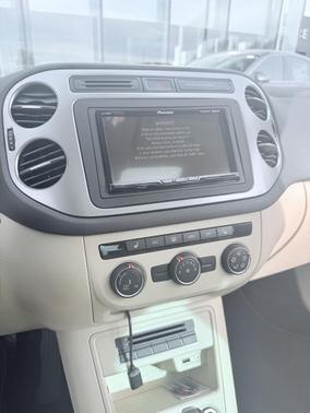 2017 Volkswagen Tiguan 2.0T Wolfsburg Edition