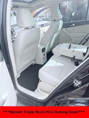 2017 Volkswagen Tiguan 2.0T Wolfsburg Edition