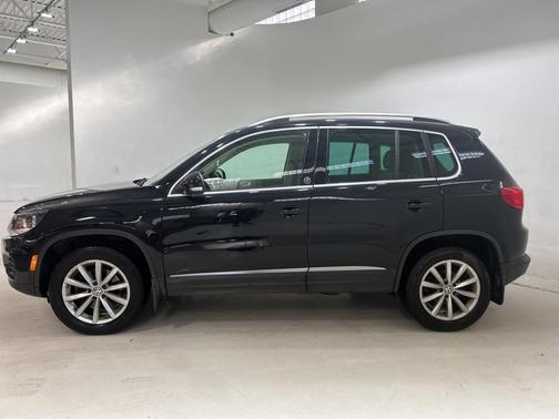 2017 Volkswagen Tiguan 2.0T Wolfsburg Edition