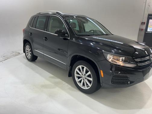 2017 Volkswagen Tiguan 2.0T Wolfsburg Edition