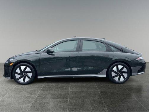 Green 2024 Hyundai IONIQ 6 SE