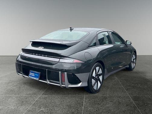 Green 2024 Hyundai IONIQ 6 SE