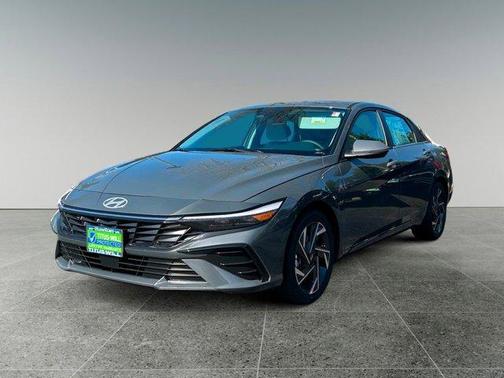 2025 Hyundai ELANTRA HEV Limited