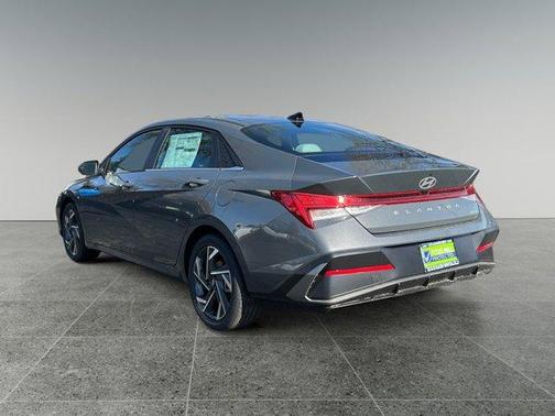 2025 Hyundai ELANTRA HEV Limited