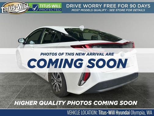 Pearl 2022 Toyota Prius Prime XLE
