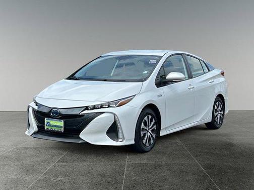 Pearl 2022 Toyota Prius Prime XLE