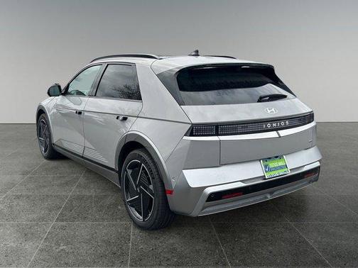 2025 Hyundai IONIQ 5 Limited