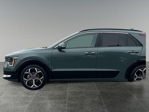 2024 Kia Niro SX Touring