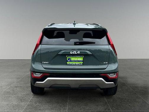 2024 Kia Niro SX Touring