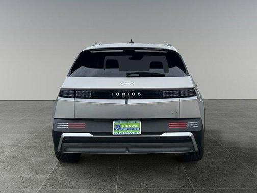 2025 Hyundai IONIQ 5 SEL