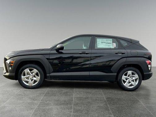 2025 Hyundai KONA SE