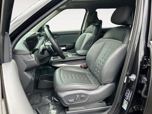 Metal 2024 Kia EV9 Wind
