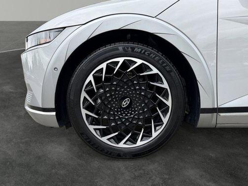 Cyber Gray 2024 Hyundai IONIQ 5 Limited