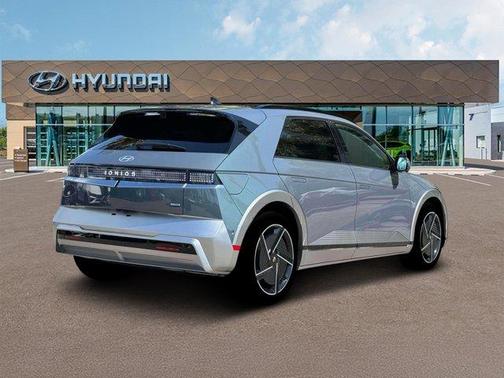 2025 Hyundai IONIQ 5 Limited