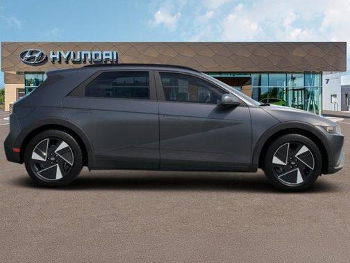 2025 Hyundai IONIQ 5 SEL