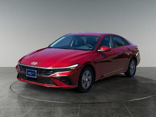 Red 2025 Hyundai ELANTRA SE