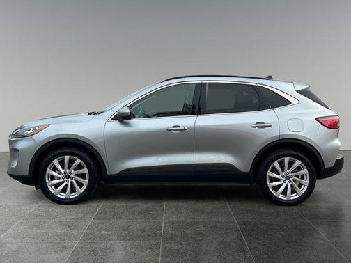 2021 Ford Escape Titanium Hybrid