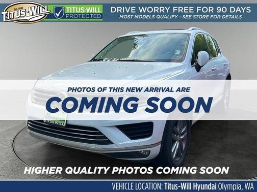Pure White 2015 Volkswagen Touareg V6 Lux