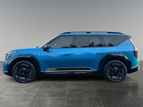 Ocean Blue 2024 Kia EV9 GT-Line