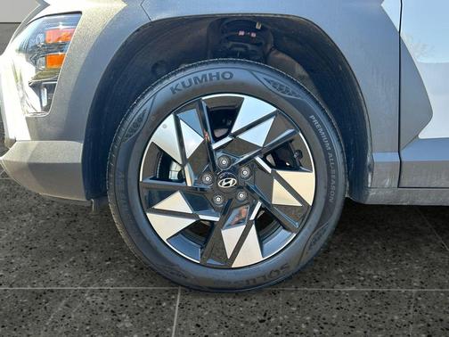 Cyber Gray Metallic 2025 Hyundai KONA SEL
