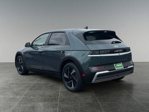 2025 Hyundai IONIQ 5 SE