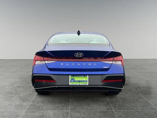 2025 Hyundai ELANTRA HEV Limited