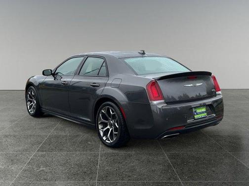 2018 Chrysler 300 S