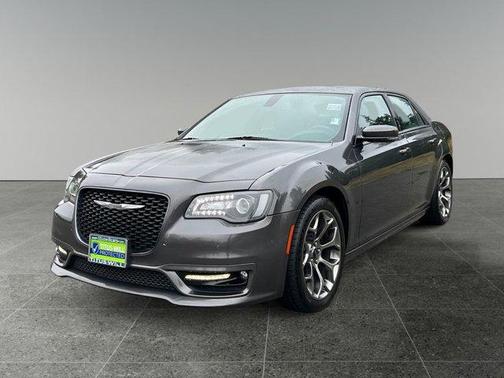 2018 Chrysler 300 S
