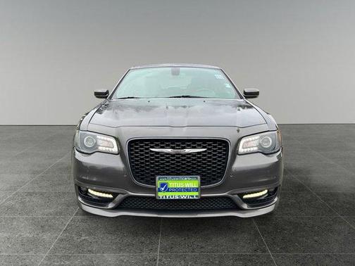 2018 Chrysler 300 S