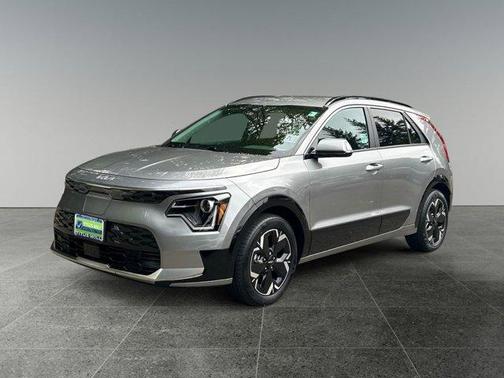 Steel Gray 2023 Kia Niro EV Wind
