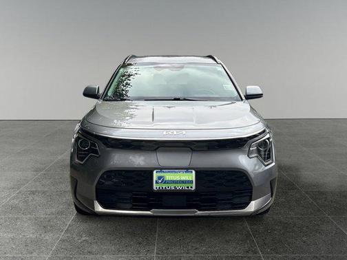 Steel Gray 2023 Kia Niro EV Wind