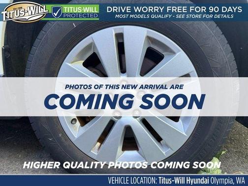 Crystal White Pearl 2017 Subaru Outback 2.5i Premium