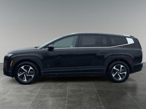 Black 2026 Hyundai IONIQ 9 SE