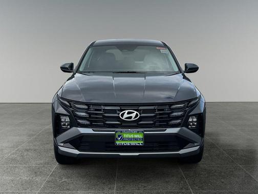 Gray 2026 Hyundai TUCSON SE