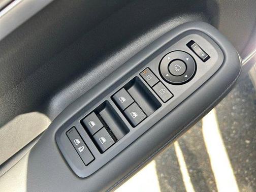 2025 Hyundai SANTA FE HEV Limited