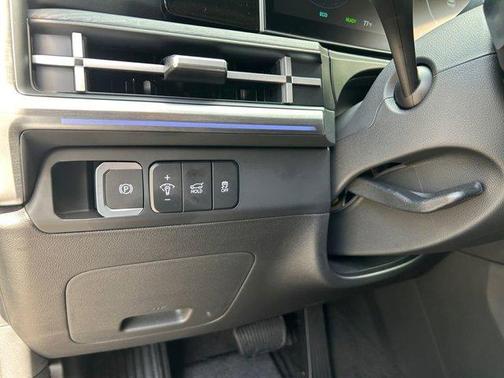 2025 Hyundai SANTA FE HEV Limited