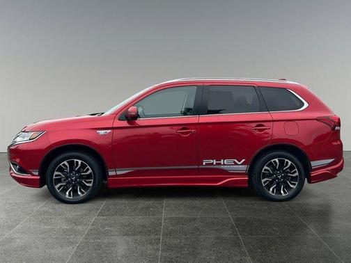 2018 Mitsubishi Outlander PHEV 