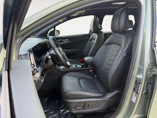 Jungle Green 2023 Kia Sportage X-Line