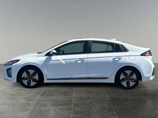 2022 Hyundai IONIQ Hybrid Limited