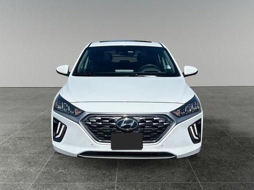 2022 Hyundai IONIQ Hybrid Limited