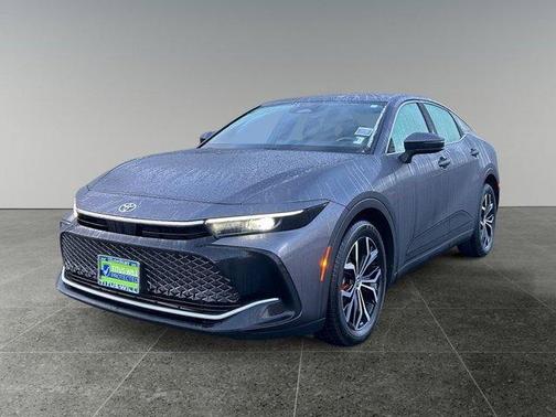 2024 Toyota Crown XLE