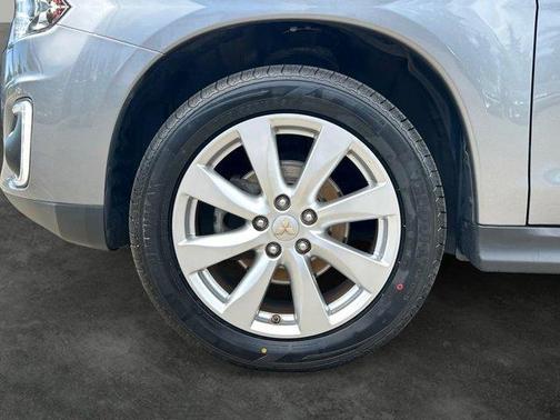 Gray 2015 Mitsubishi Outlander Sport SE