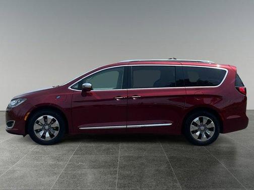 2018 Chrysler Pacifica Hybrid Limited
