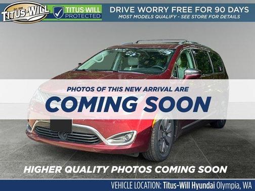 2018 Chrysler Pacifica Hybrid Limited