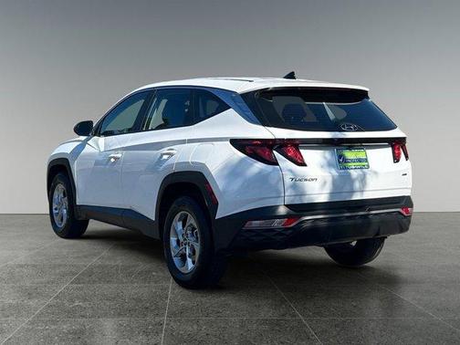 2024 Hyundai TUCSON SE