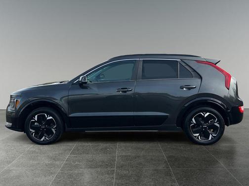 Gray 2025 Kia Niro EV Wind