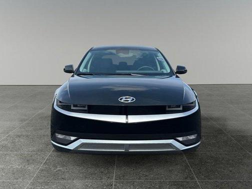 2023 Hyundai IONIQ 5 SE