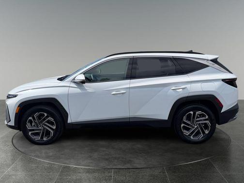 Pearl 2025 Hyundai TUCSON Hybrid Limited