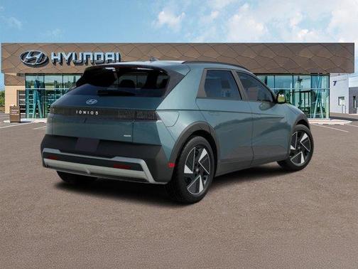 2025 Hyundai IONIQ 5 SEL