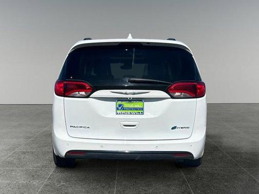 2018 Chrysler Pacifica Hybrid Limited